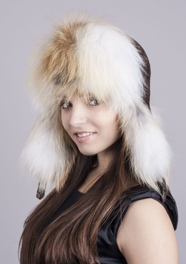 Алиса подешевле найди. Смешная алиса. Детский диван-кровать. Алиса найди мне смартфон. Алиса подешевле найди.