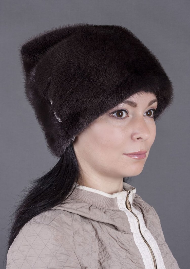 7 зим. Норковая шапка женская кошка. Шапка из норки женская с подворотом. Маркиза шапка из норки. Шапку из норки женская коричневая короткая.